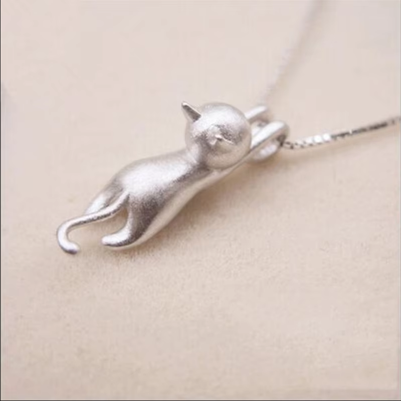 Pendant of kitten for halloween made of hypoallergenic stainless steel with 925 sterling silver plating