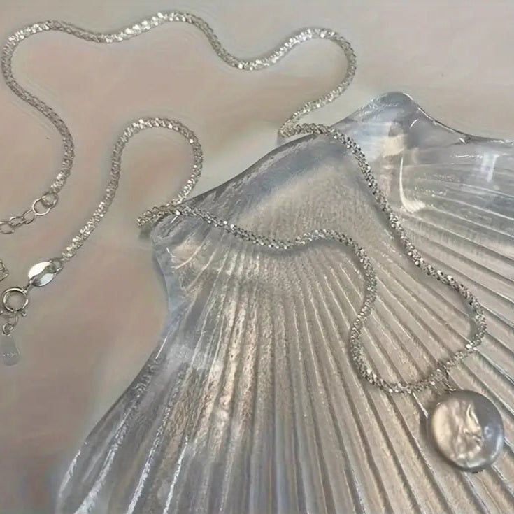 Modern Necklace with Pearl Limited Edition