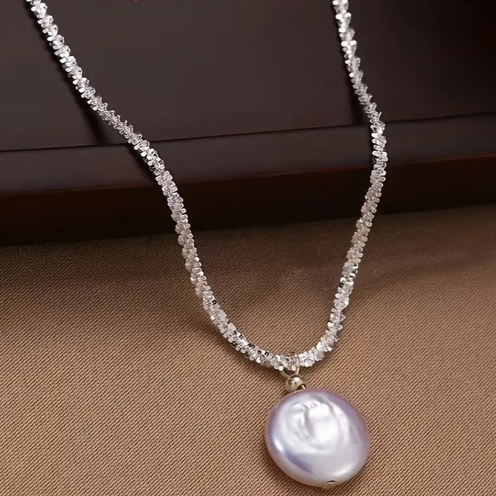 Modern Necklace with Pearl Limited Edition