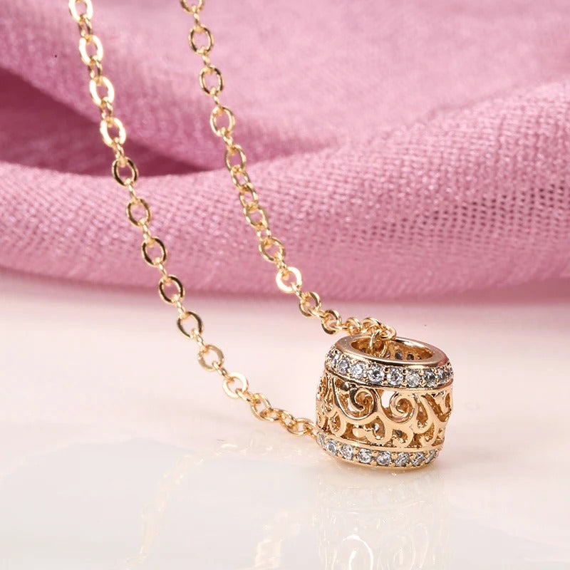 Flower wheel pendant with cubic zirconia - AC