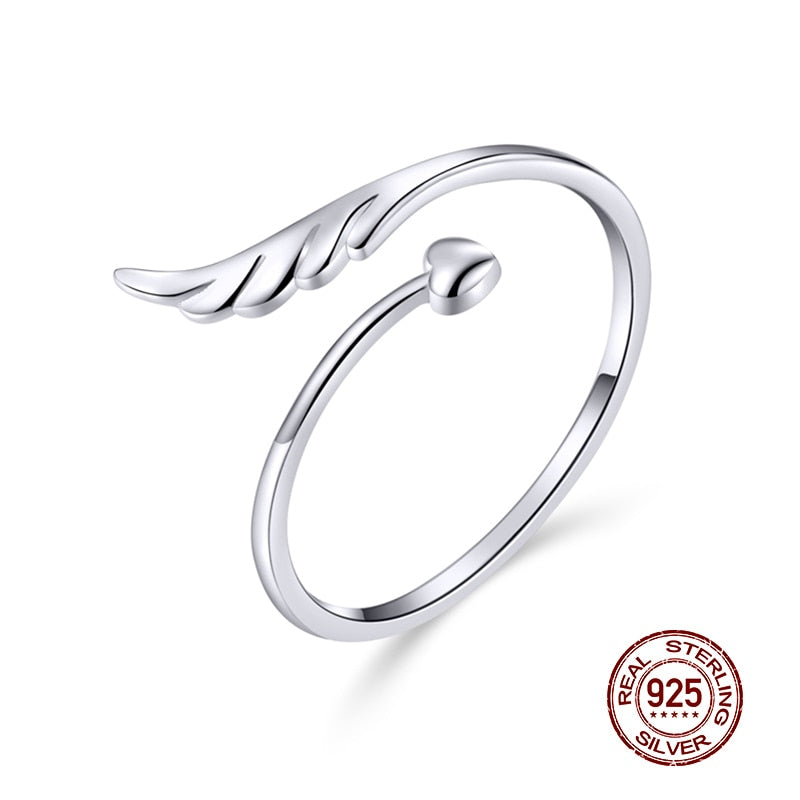 Hummingbird Adjustable Ring