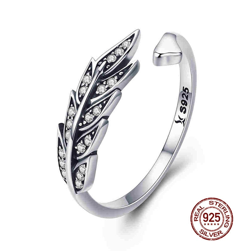 Hummingbird Adjustable Ring